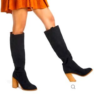 BLACK NEVER WORN ST. SLOUCH BY VICI BOOTS